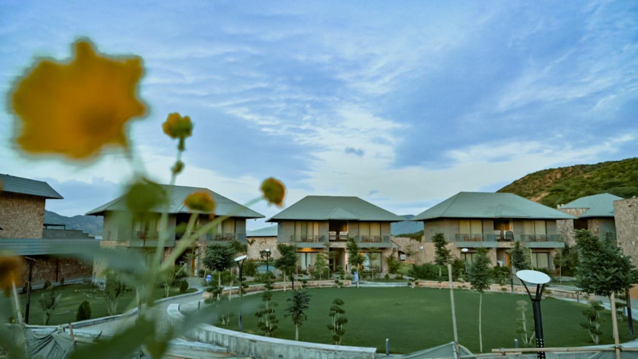 Pushkara Resort And Spa Bagian luar foto