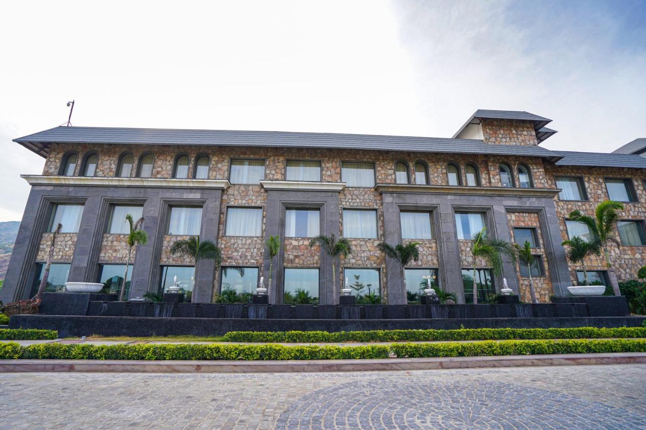 Pushkara Resort And Spa Bagian luar foto